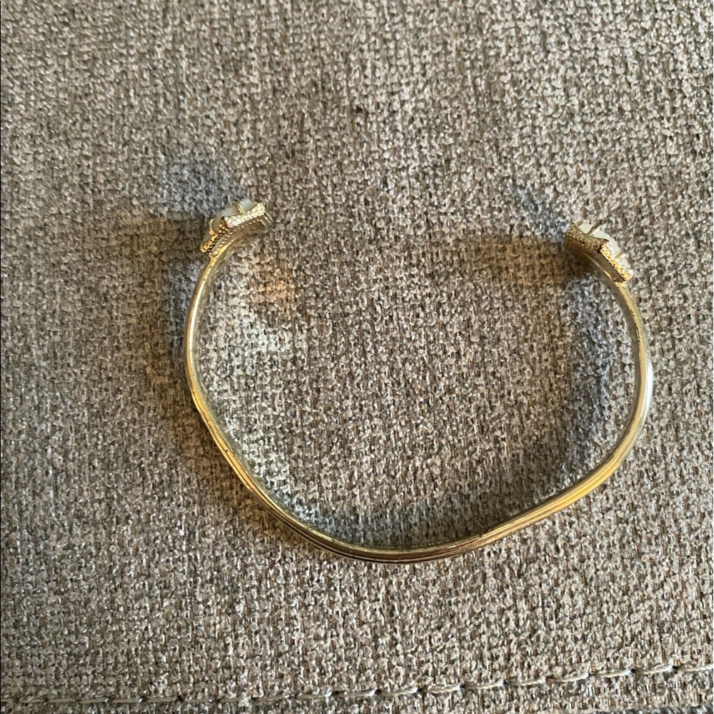Kendra Scott Gold and Cream Bracelet - Picture 3 of 4